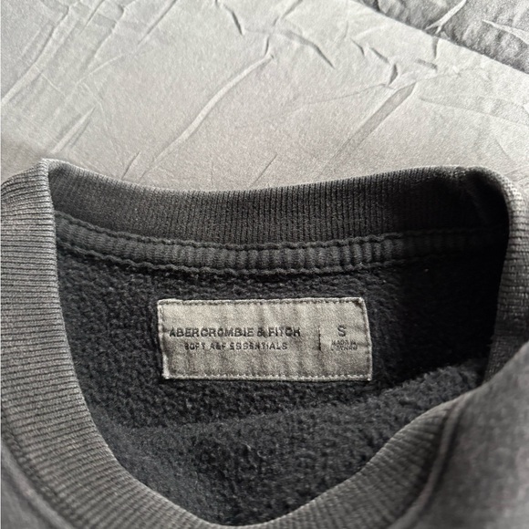 Abercrombie Grand Teton Sweatshirt - Picture 4 of 4